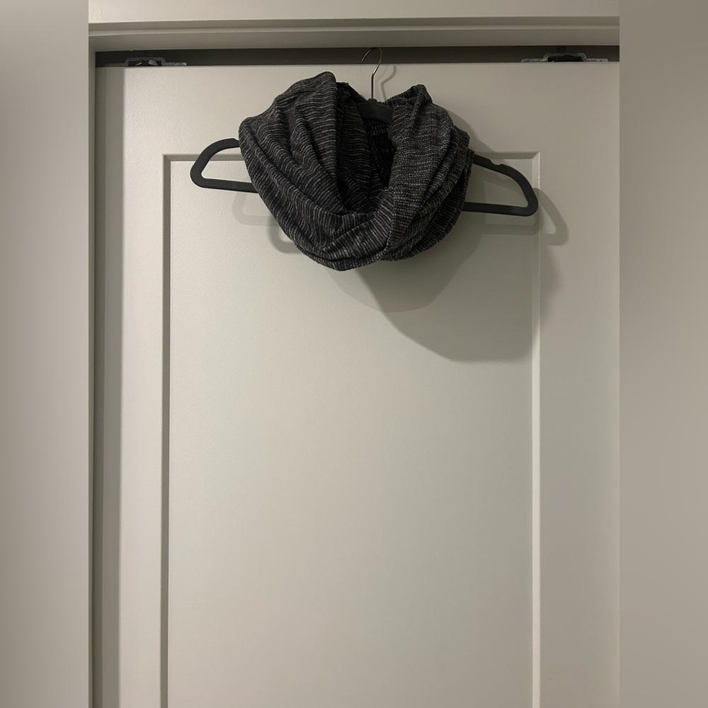 Lululemon Herringbone Infinity Scarf